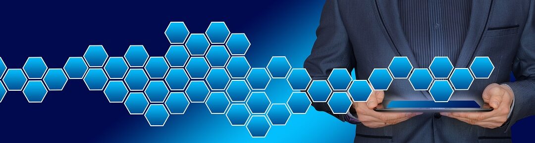 Distributed Ledger dan Desentralisasi: Kelebihan dan Tantangan